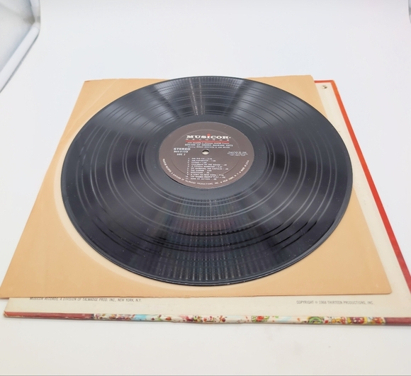 Jackie O Aristotle Onasis Beware of Greeks Bearing Gifts Parody Vinyl Record - Picture 5 of 5